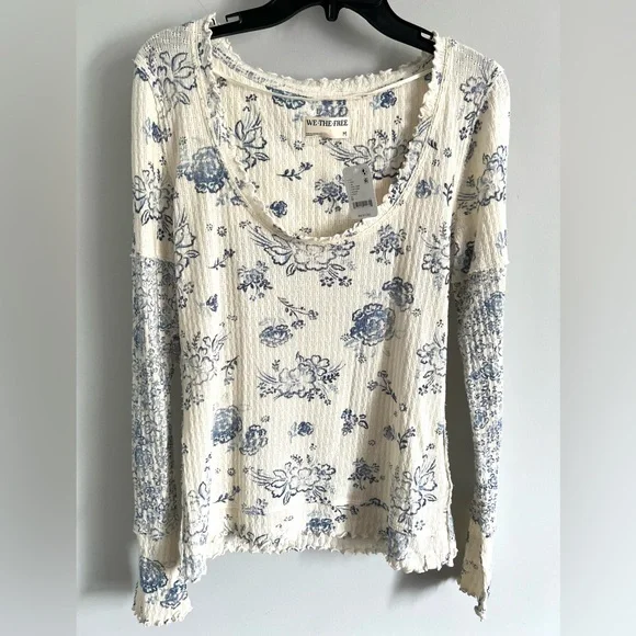 🌻🆕FREE PEOPLE We The Free Clover Printed Thermal-Ivory Combo-Size Medium - Picture 14 of 16